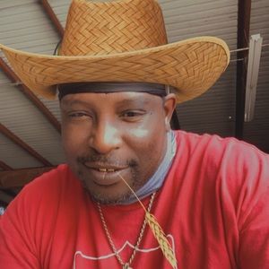 Meet your Posher, Cory